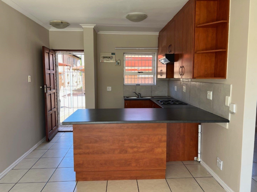 To Let 2 Bedroom Property for Rent in Walmer Heights Eastern Cape